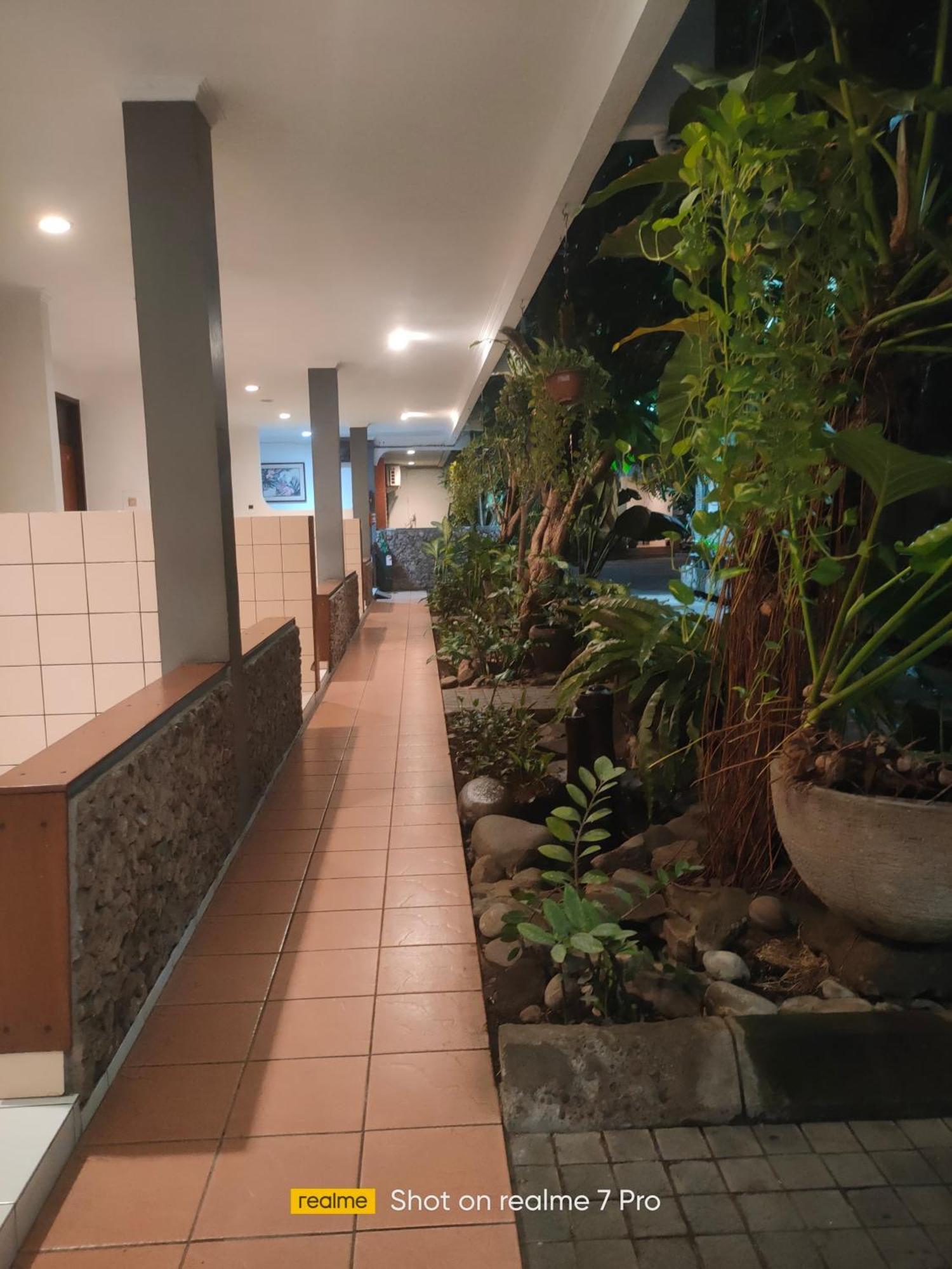 Hotel Aneka Baru Sleman  Exteriér fotografie