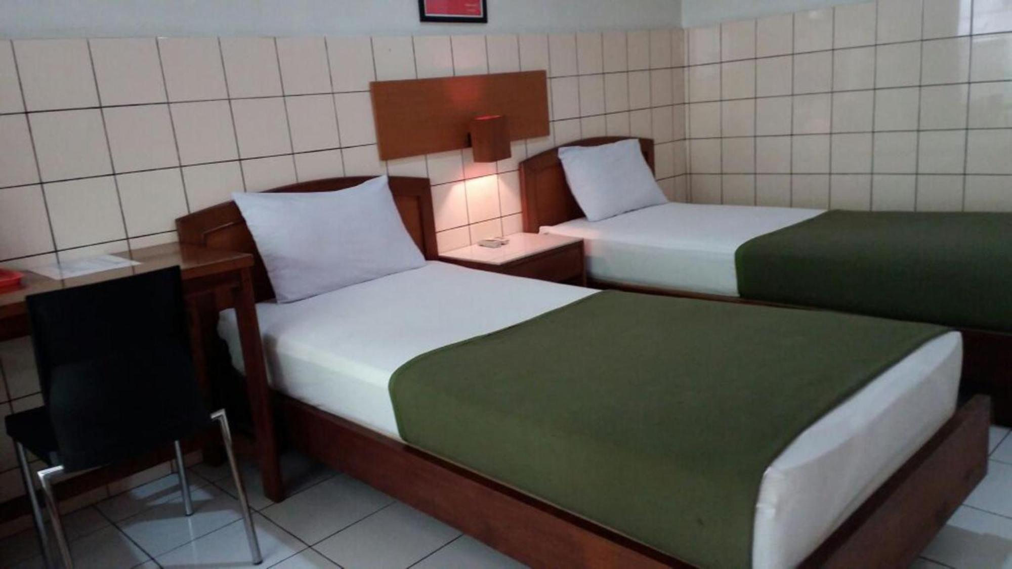 Hotel Aneka Baru Sleman  Exteriér fotografie